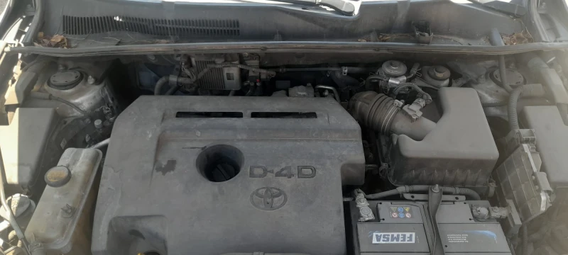 Toyota Rav4 2.2d 150k, снимка 13 - Автомобили и джипове - 47961293