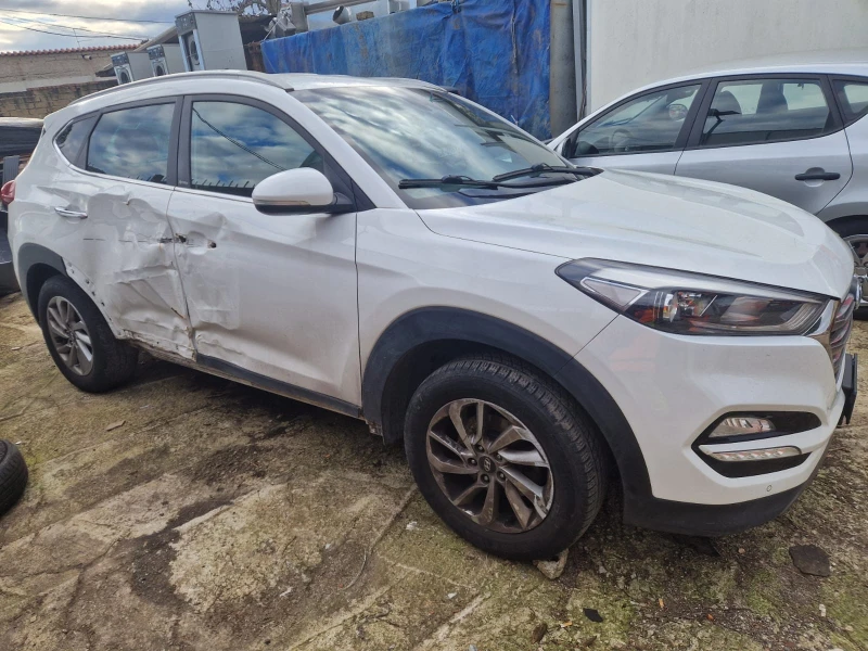 Hyundai Tucson 1.7CRDI FACELIFT, снимка 1 - Автомобили и джипове - 48819415