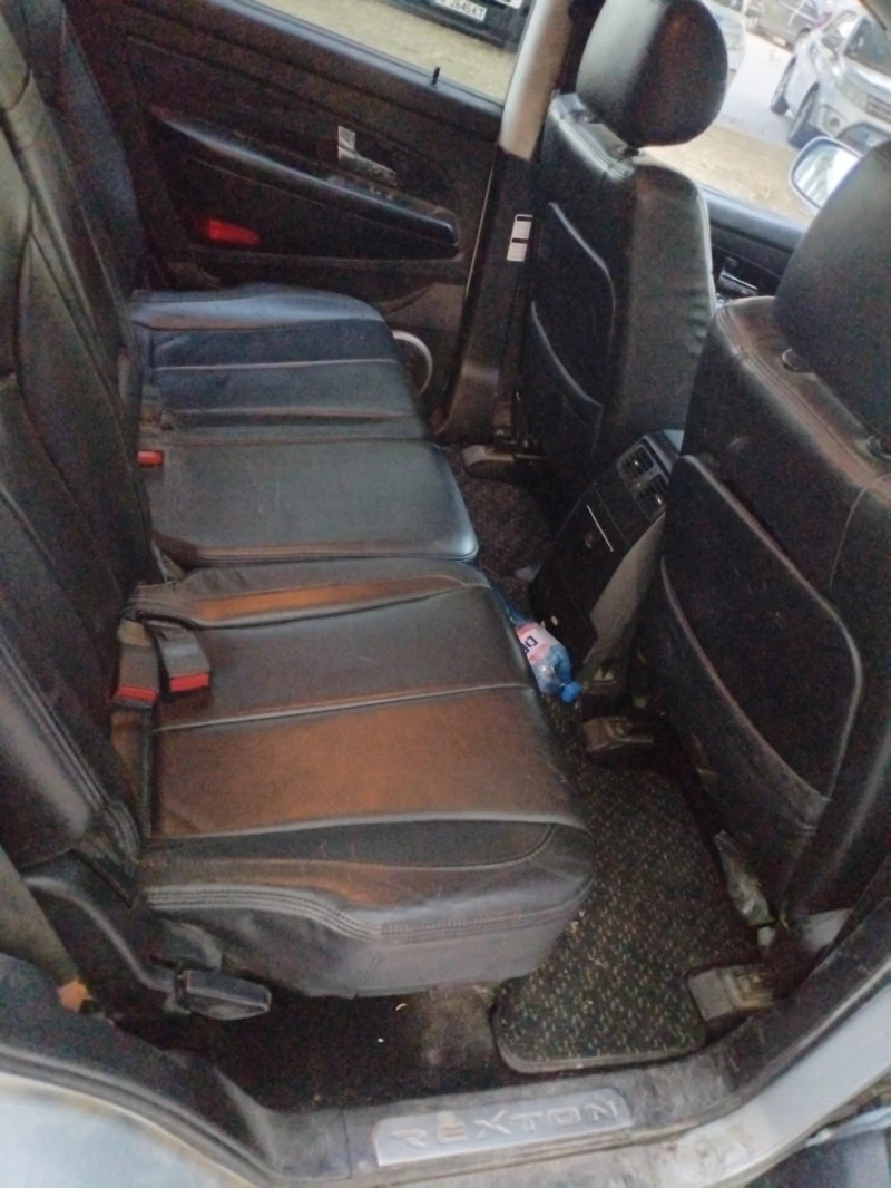 SsangYong Rexton, снимка 7 - Автомобили и джипове - 51858994