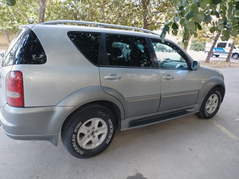 SsangYong Rexton, снимка 3 - Автомобили и джипове - 51858994