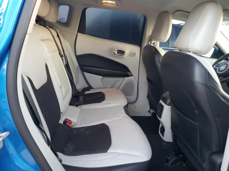 Jeep Compass LATITUDE, снимка 9 - Автомобили и джипове - 52553855