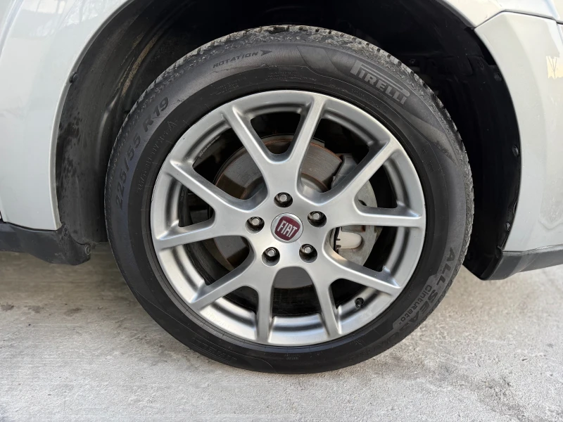 Fiat Freemont 2.0MJT/AWD/6+ 1 места, снимка 17 - Автомобили и джипове - 52850730