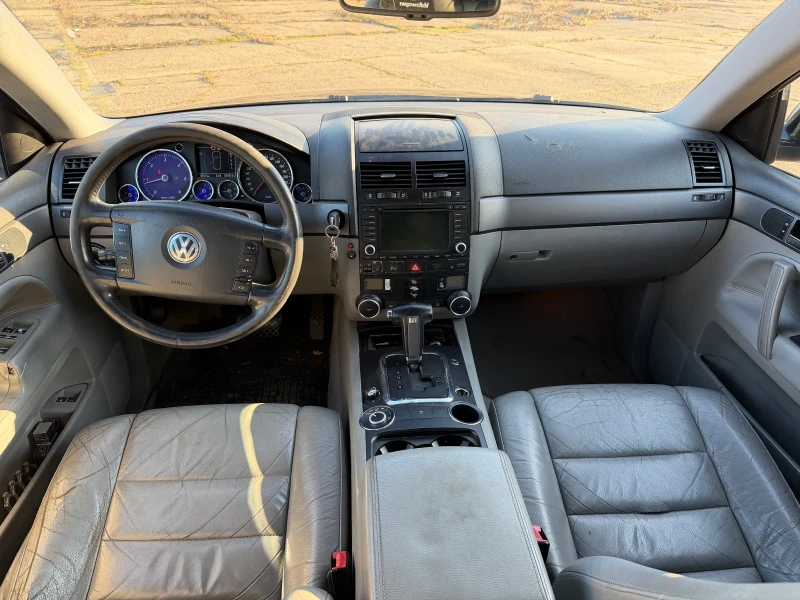VW Touareg 2.5TDI BAC, снимка 15 - Автомобили и джипове - 53075143