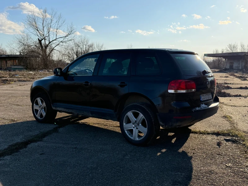 VW Touareg 2.5TDI BAC, снимка 4 - Автомобили и джипове - 53075143