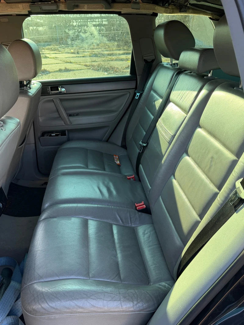 VW Touareg 2.5TDI BAC, снимка 8 - Автомобили и джипове - 53075143