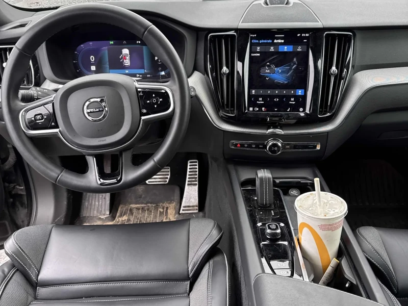 Volvo XC60 R-Design * CARFAX * ОПЦИЯ ЗА ФИНАНСИРАНЕ * , снимка 7 - Автомобили и джипове - 53150642