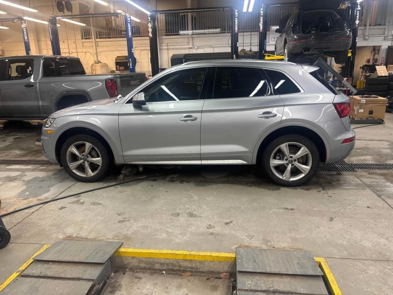 Audi Q5 * Progressiv * CARFAX * ДВА КЛЮЧА* ПОДГРЕВ* , снимка 2 - Автомобили и джипове - 53255818