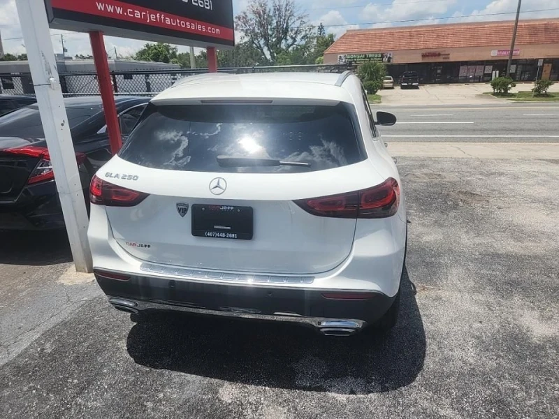 Mercedes-Benz GLA 250, снимка 5 - Автомобили и джипове - 53345398