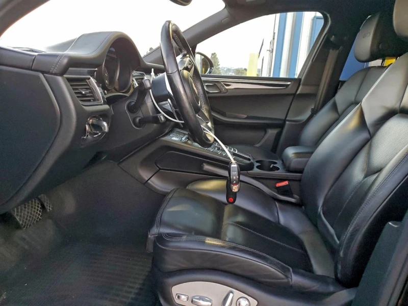Porsche Macan GTS* 360CAMERA* BOSE SOUND* PANOROOF* COOLED SEATS, снимка 8 - Автомобили и джипове - 53453180