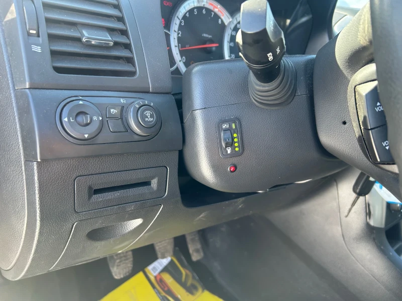 Chevrolet Captiva, снимка 8 - Автомобили и джипове - 53524639