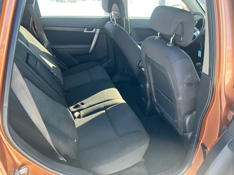 Chevrolet Captiva, снимка 11 - Автомобили и джипове - 53524639