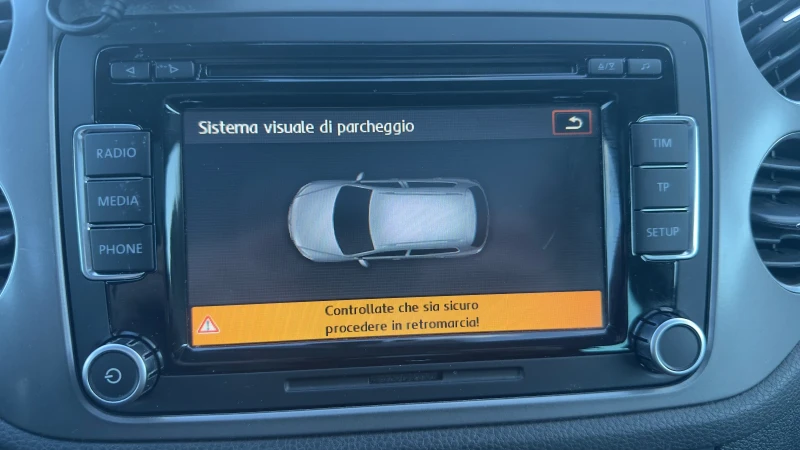 VW Tiguan 1.4TSI 4motion-КОЖА-ПАНОРАМА Серв.история, снимка 9 - Автомобили и джипове - 53528851