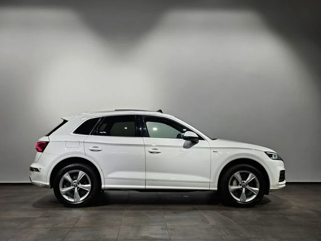 Audi Q5 S-Line* B&O* Pano, снимка 5 - Автомобили и джипове - 48270768