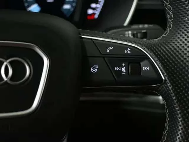 Audi Q3 * Progressiv * S line Premium Plus * PANO * , снимка 15 - Автомобили и джипове - 53535959