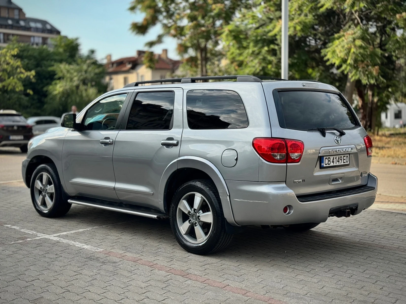 Toyota Sequoia 5.7 LPG/Бартер/Лизинг/ПЪРВОНАЧАЛНА ВНОСКА - изображение 3