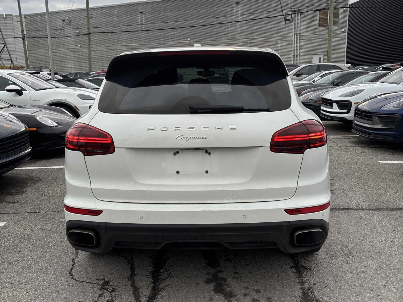 Porsche Cayenne * АВТО КРЕДИТ* ЦЕНА ДО БГ * СЕРВИЗНА ИСТОРИЯ *  - изображение 3