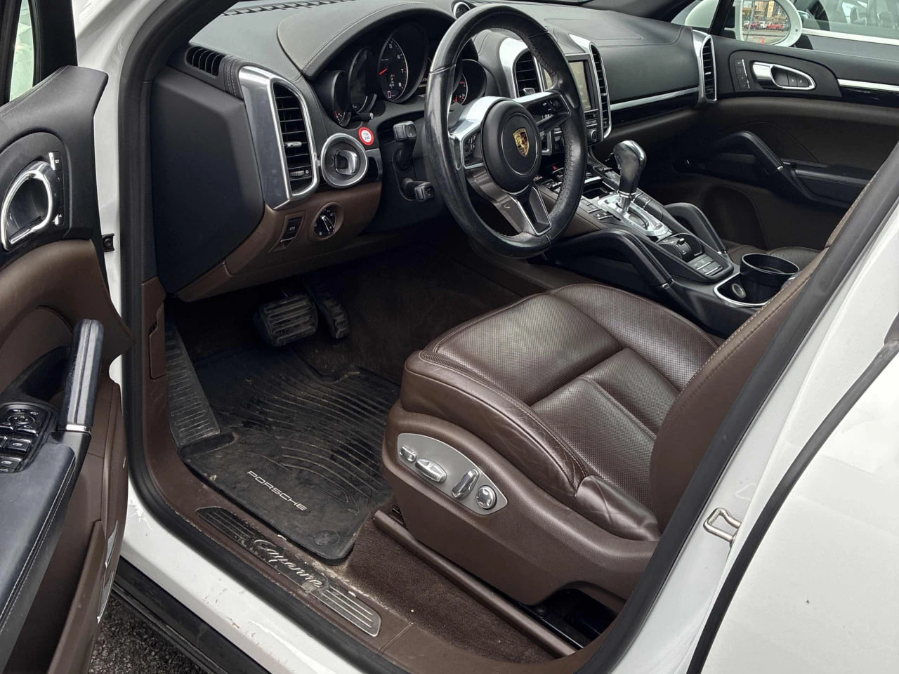 Porsche Cayenne * АВТО КРЕДИТ* ЦЕНА ДО БГ * СЕРВИЗНА ИСТОРИЯ *  - изображение 7