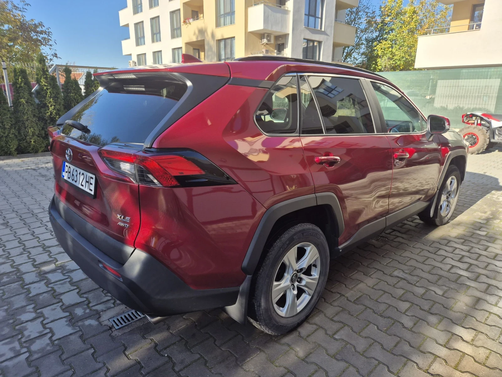 Toyota Rav4 2.5i, XLE, AWD - изображение 5