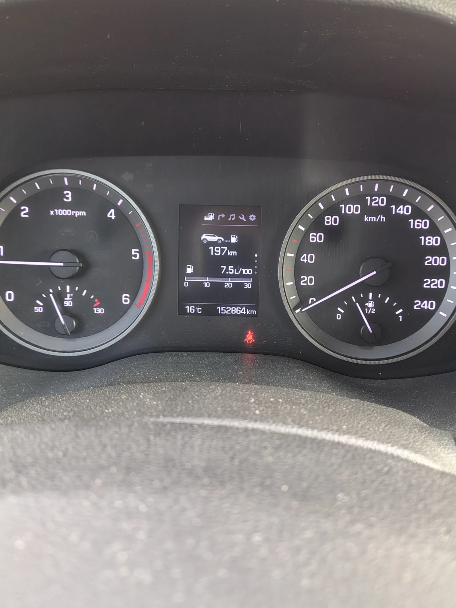 Hyundai Tucson 1.7CRDI | Mobile.bg � ����������� 12
