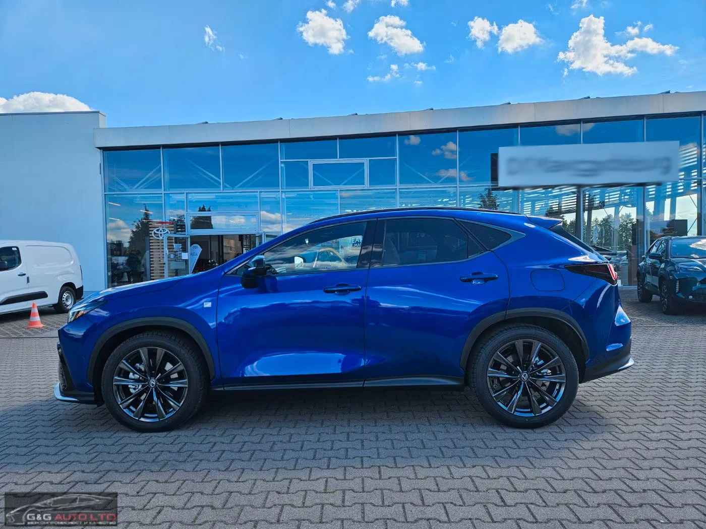 Lexus NX 450 h+ /4x4/292HP/F-SPORT/360/PANO/HUD/MEMO/LED/445q, снимка 2 - Автомобили и джипове - 55013865