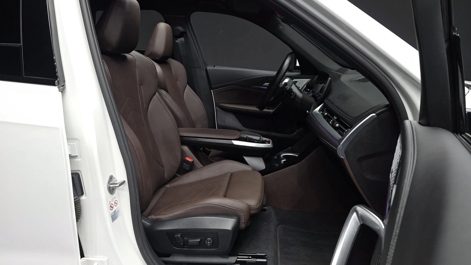 BMW X1 sDrive20i* ЛЮК* HUD* 360* KEYLESS* КРАЙНА ЦЕНА, снимка 11 - Автомобили и джипове - 55269627