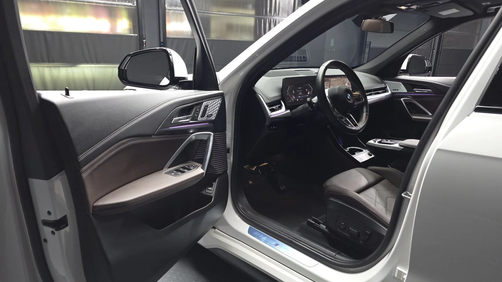 BMW X1 sDrive20i* ЛЮК* HUD* 360* KEYLESS* КРАЙНА ЦЕНА, снимка 10 - Автомобили и джипове - 55269627