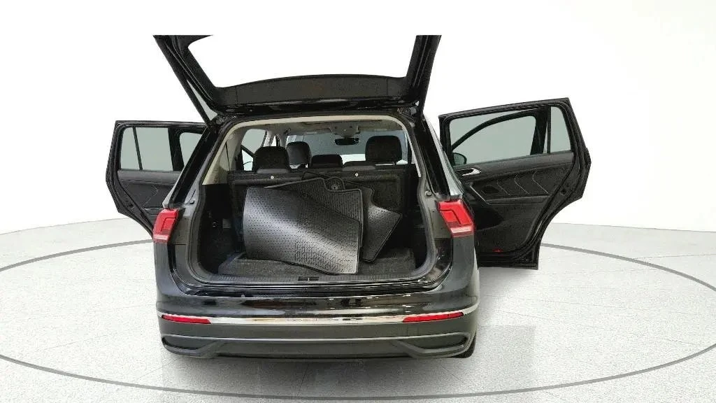 VW Tiguan SE, снимка 5 - Автомобили и джипове - 55616737