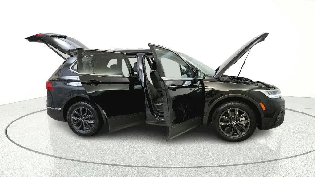 VW Tiguan SE, снимка 7 - Автомобили и джипове - 55616737