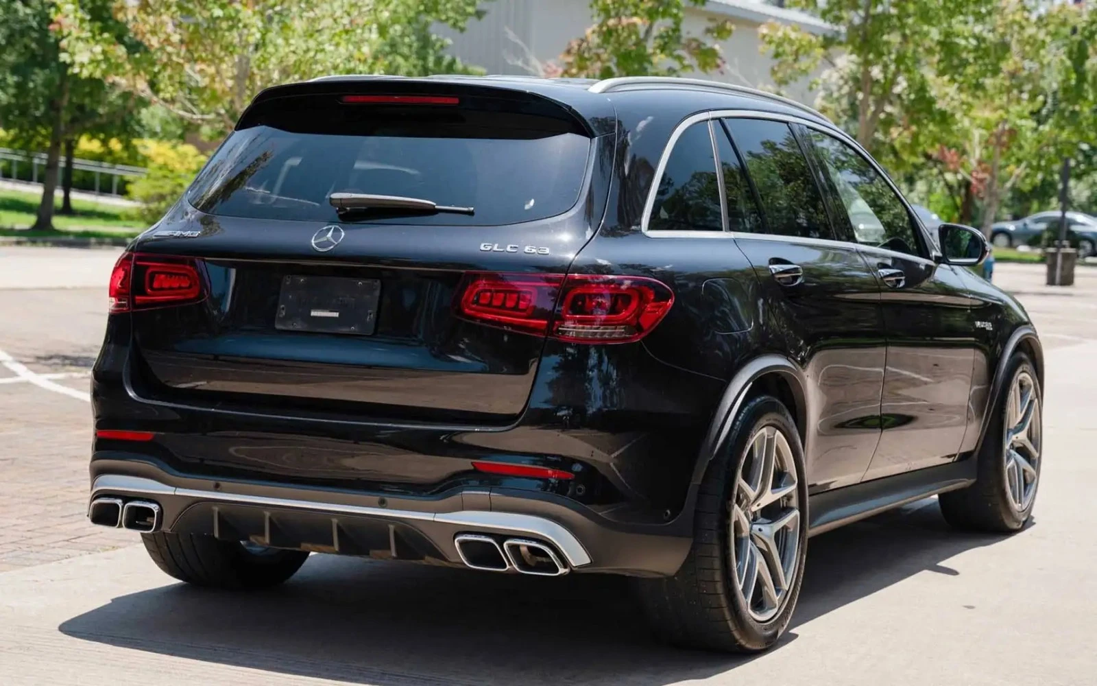 Mercedes-Benz GLC 63 AMG ЦЕНА ДО БЪЛГАРИЯ АВТОКРЕДИТ, снимка 4 - Автомобили и джипове - 55901757