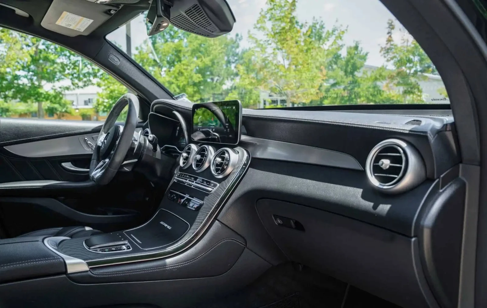 Mercedes-Benz GLC 63 AMG ЦЕНА ДО БЪЛГАРИЯ АВТОКРЕДИТ, снимка 8 - Автомобили и джипове - 55901757