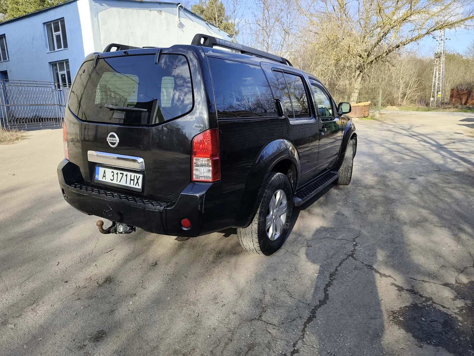 Nissan Pathfinder, снимка 4 - Автомобили и джипове - 56042821
