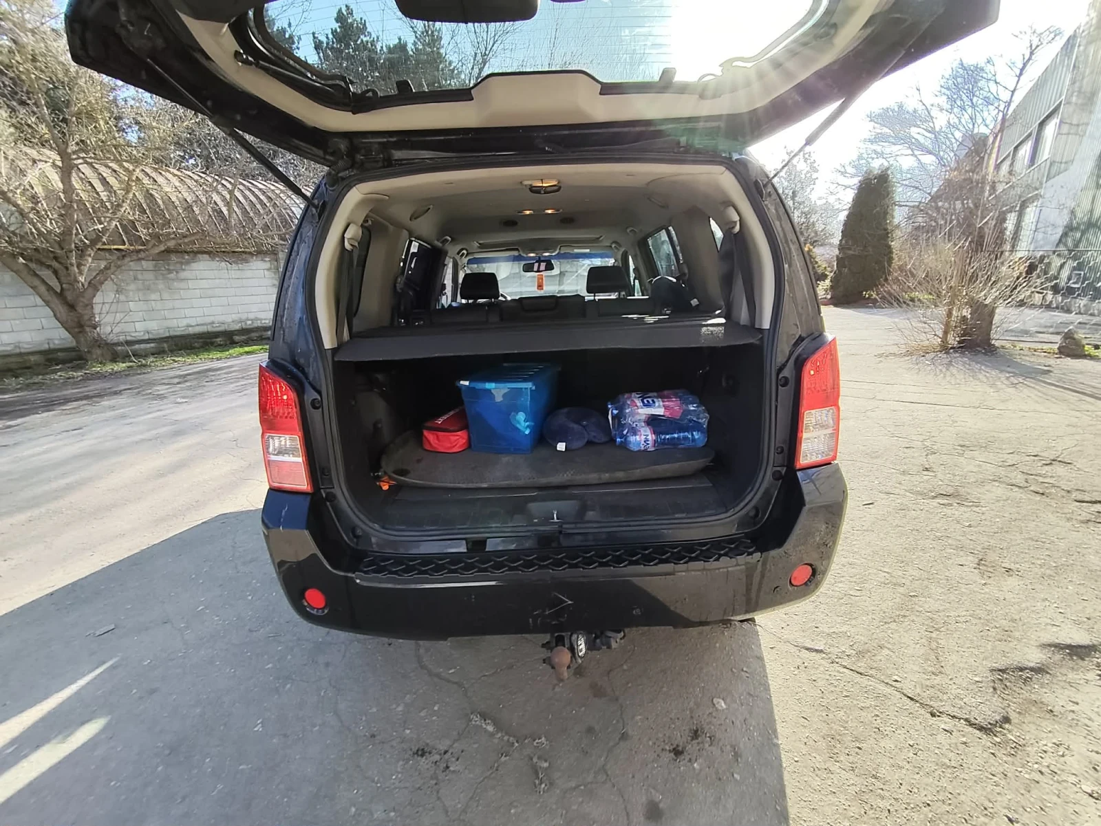 Nissan Pathfinder, снимка 5 - Автомобили и джипове - 56042821