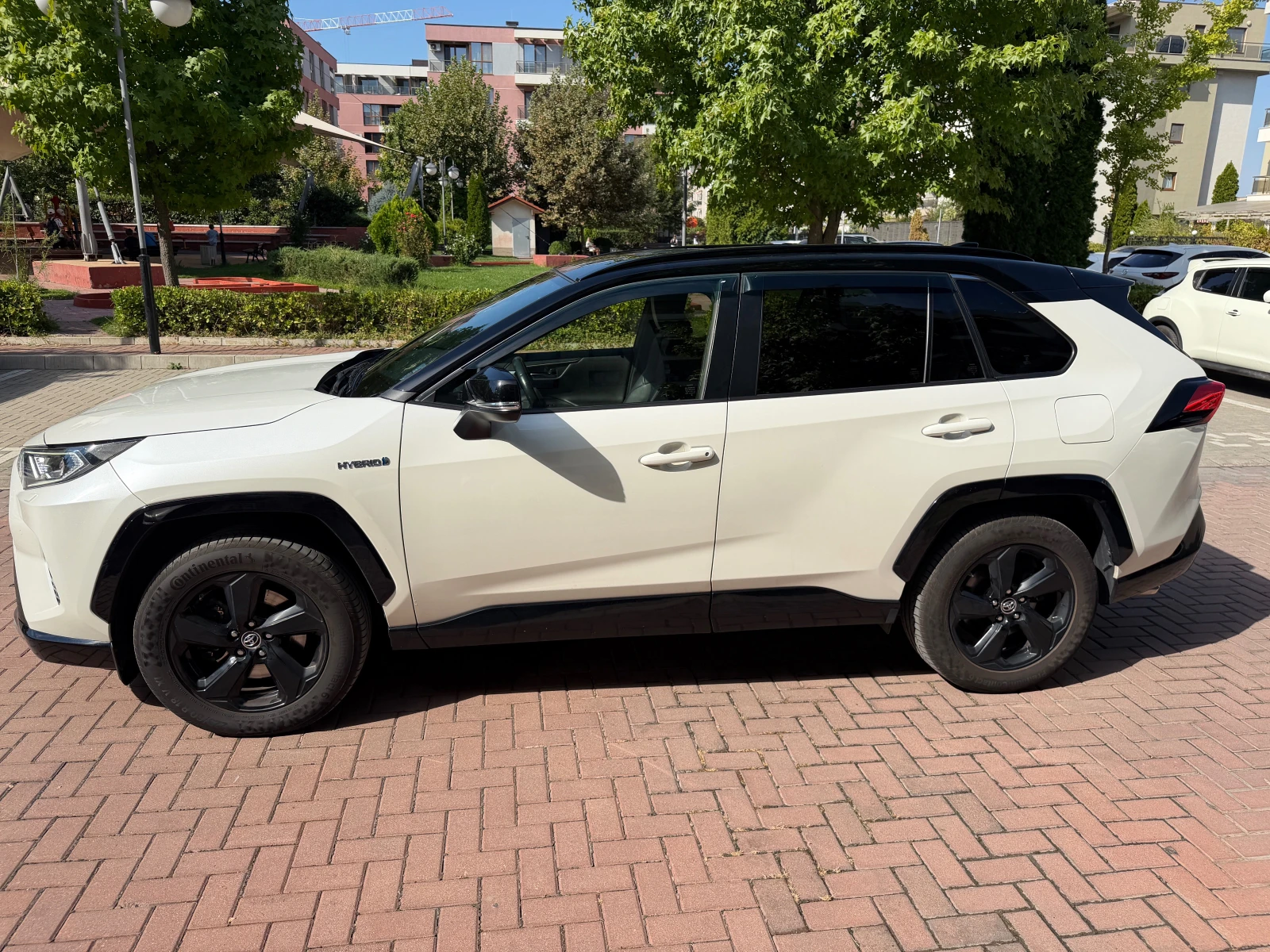 Toyota Rav4 Hybrid 2.5 AWD в Гаранция, снимка 6 - Автомобили и джипове - 56137661