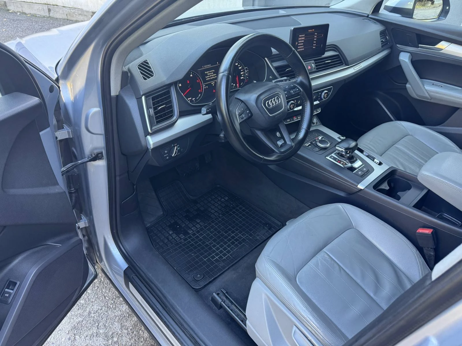 Audi Q5 2.0 TDI QUATTRO, снимка 11 - Автомобили и джипове - 56626065