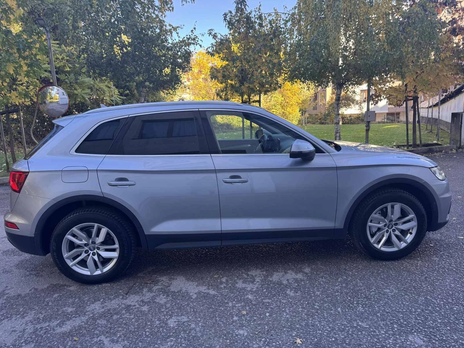 Audi Q5 2.0 TDI QUATTRO, снимка 7 - Автомобили и джипове - 56626065