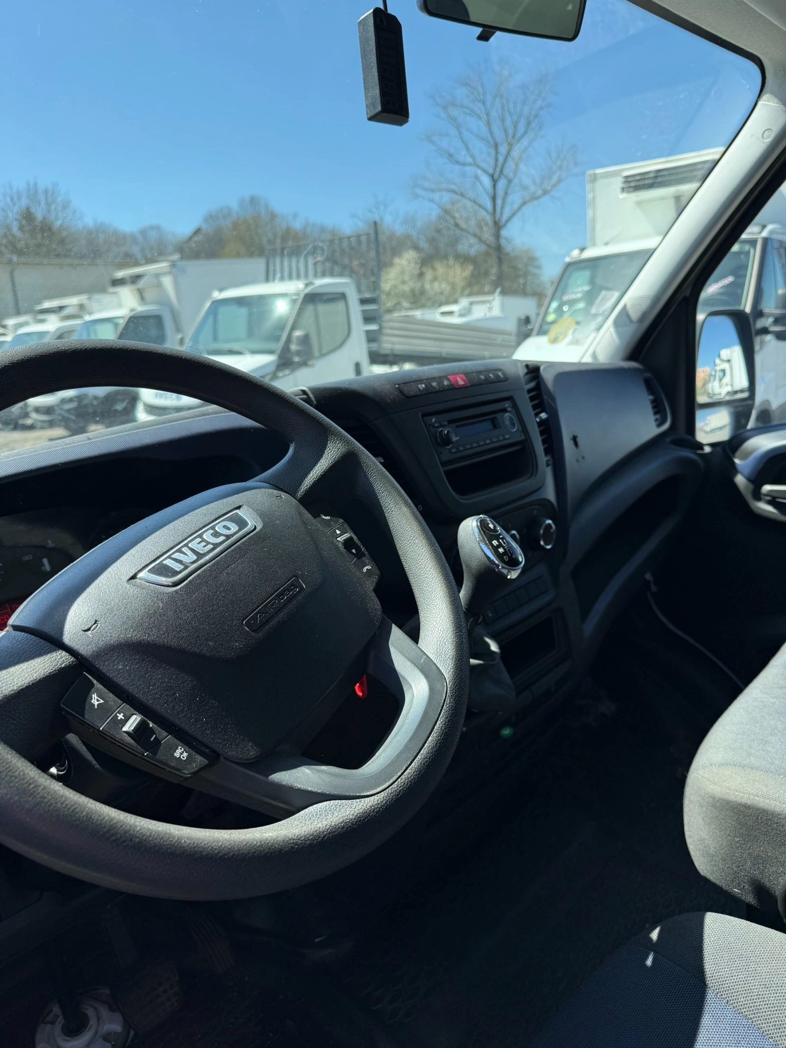 Iveco Daily 35C14, снимка 7 - Бусове и автобуси - 54231641