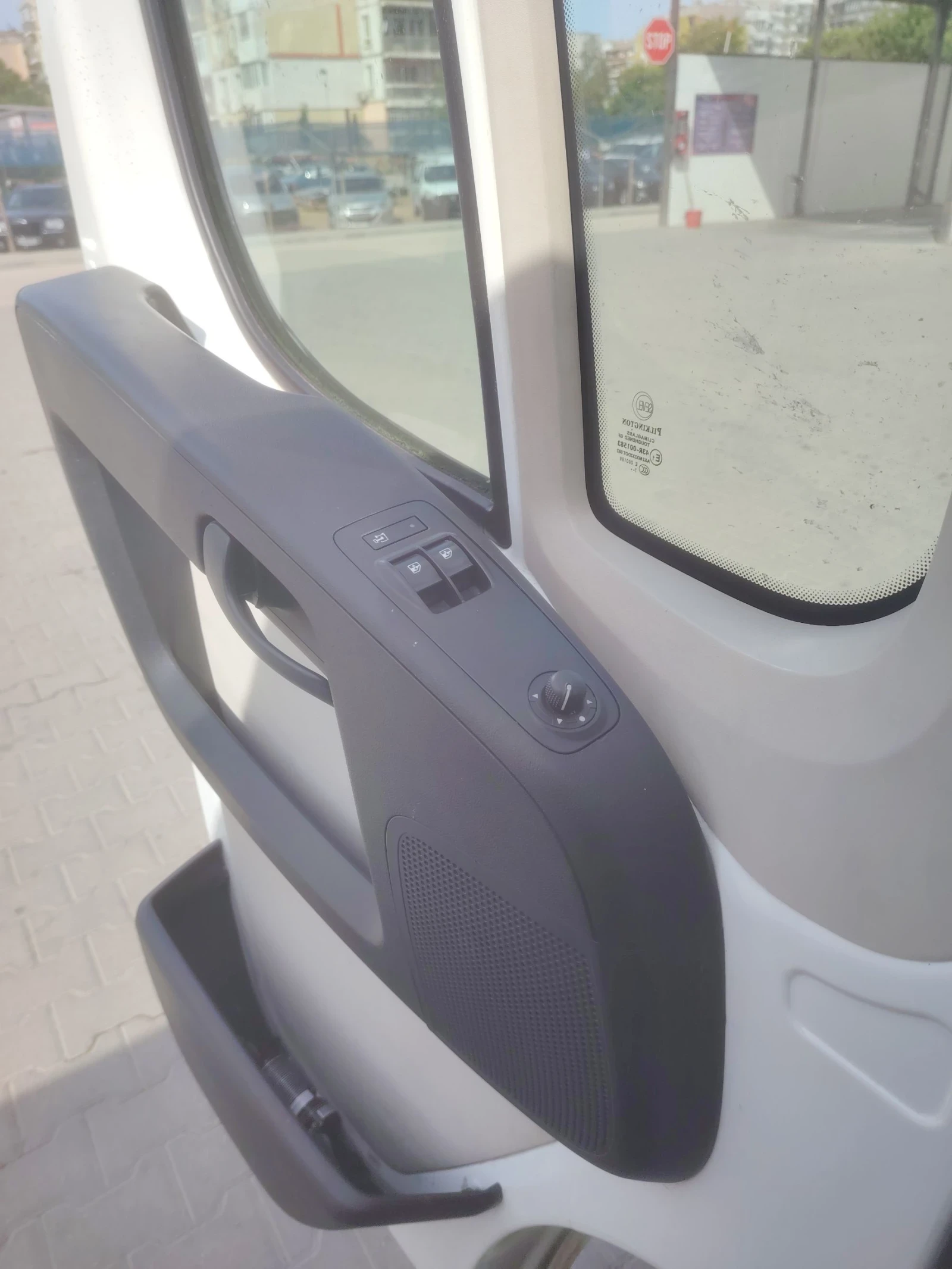 Peugeot Boxer 2.0 HDI L2H2, снимка 11 - Бусове и автобуси - 54807906
