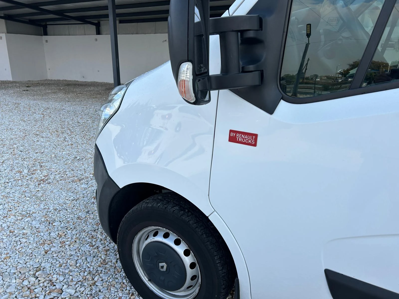 Renault Master хладилен, снимка 17 - Бусове и автобуси - 56619295