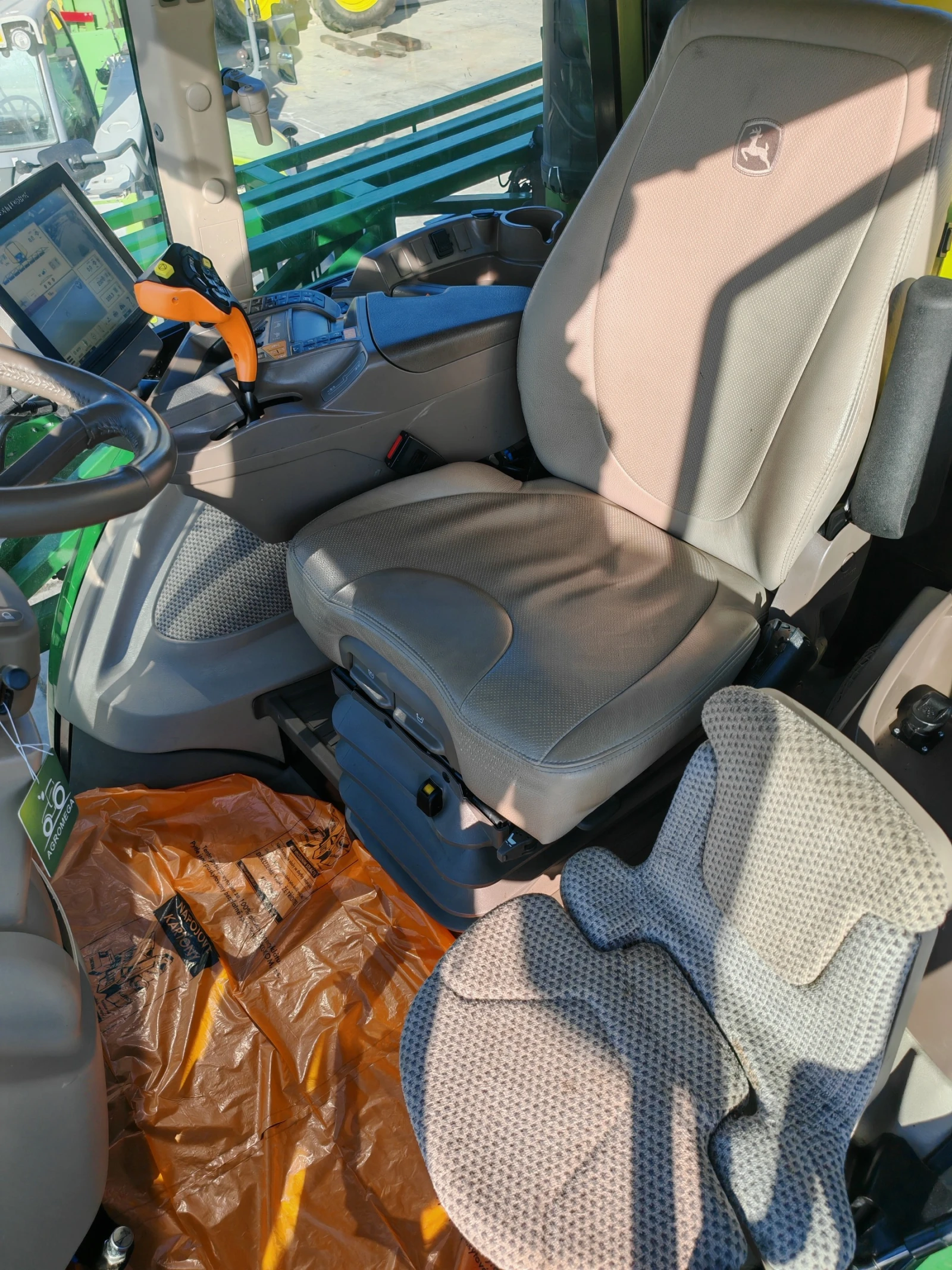 Самоходна пръскачка Друга марка John Deere R41  50i лизинг  - изображение 9