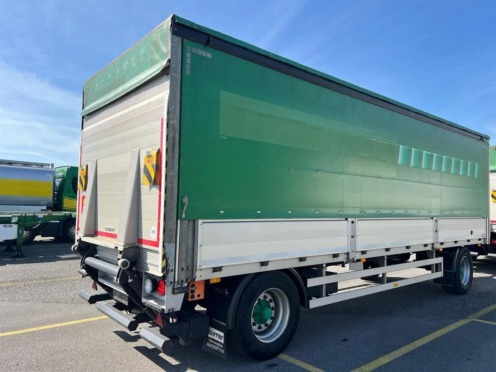   UE18 | Mobile.bg   2