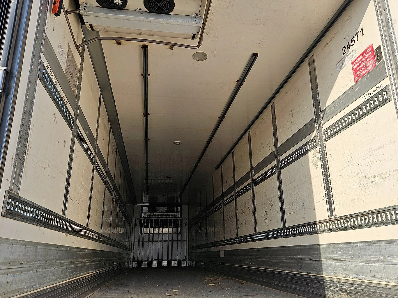 Полуремарке Chereau BI Temperature, снимка 6 - Ремаркета - 53842920