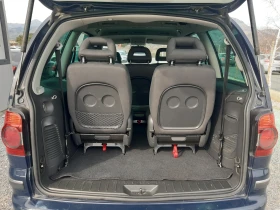 VW Sharan КАТО НОВ, снимка 16