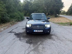 Subaru Forester 2.0, снимка 2