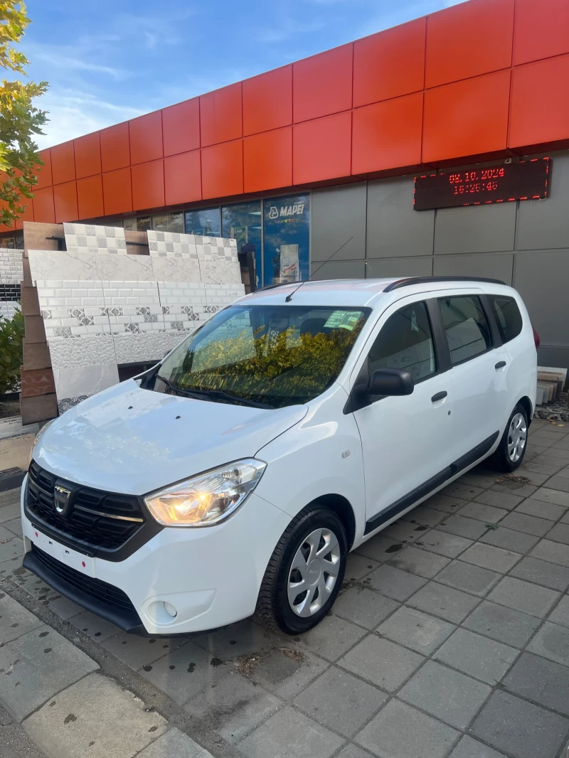 Dacia Lodgy 1.6 110k.c, снимка 3 - Автомобили и джипове - 48107442