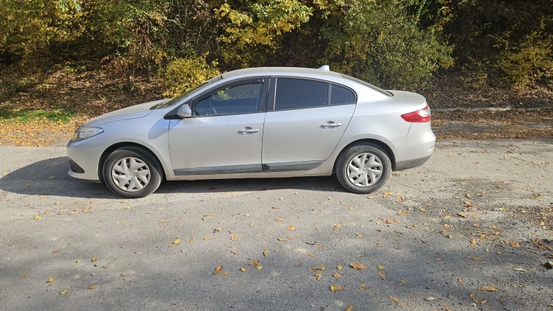 Renault Fluence, снимка 5 - Автомобили и джипове - 48770572