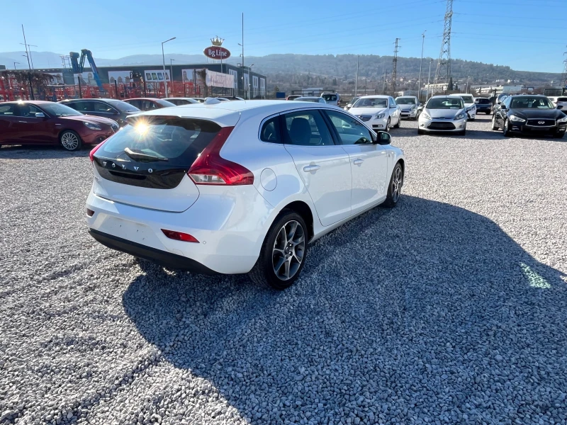 Volvo V40 1.6D-114k.c OCEAN RACE, снимка 6 - Автомобили и джипове - 49315545