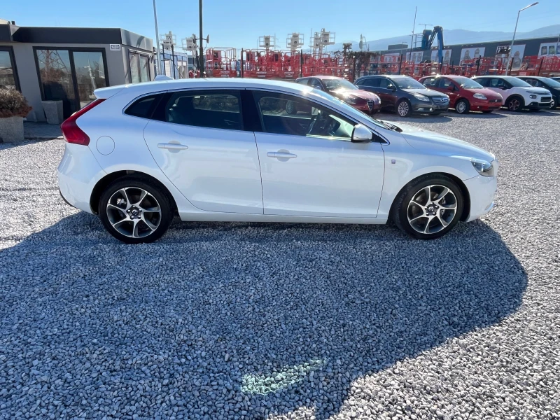 Volvo V40 1.6D-114k.c OCEAN RACE, снимка 7 - Автомобили и джипове - 49315545