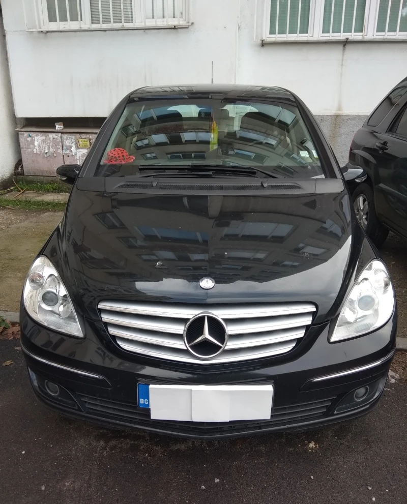 Mercedes-Benz B 180, снимка 1 - Автомобили и джипове - 49589778