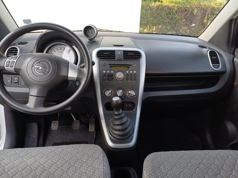 Opel Agila 1.0 2012г 63500км., снимка 4 - Автомобили и джипове - 50594640