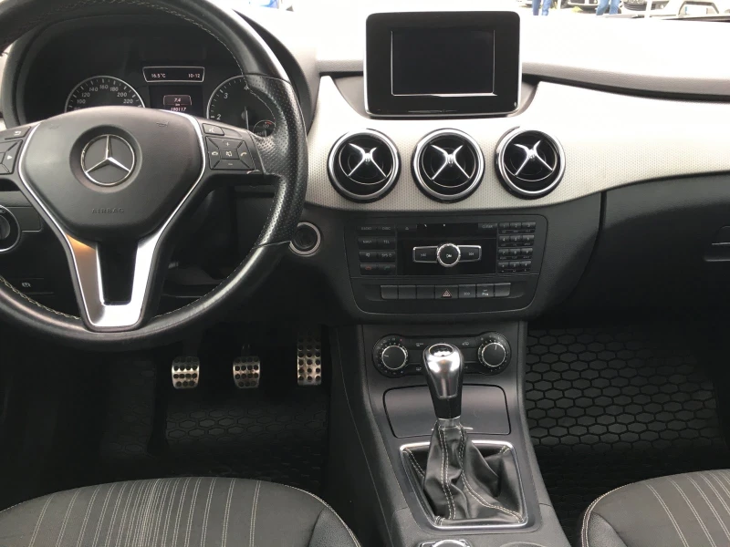 Mercedes-Benz B 200, снимка 13 - Автомобили и джипове - 52406688